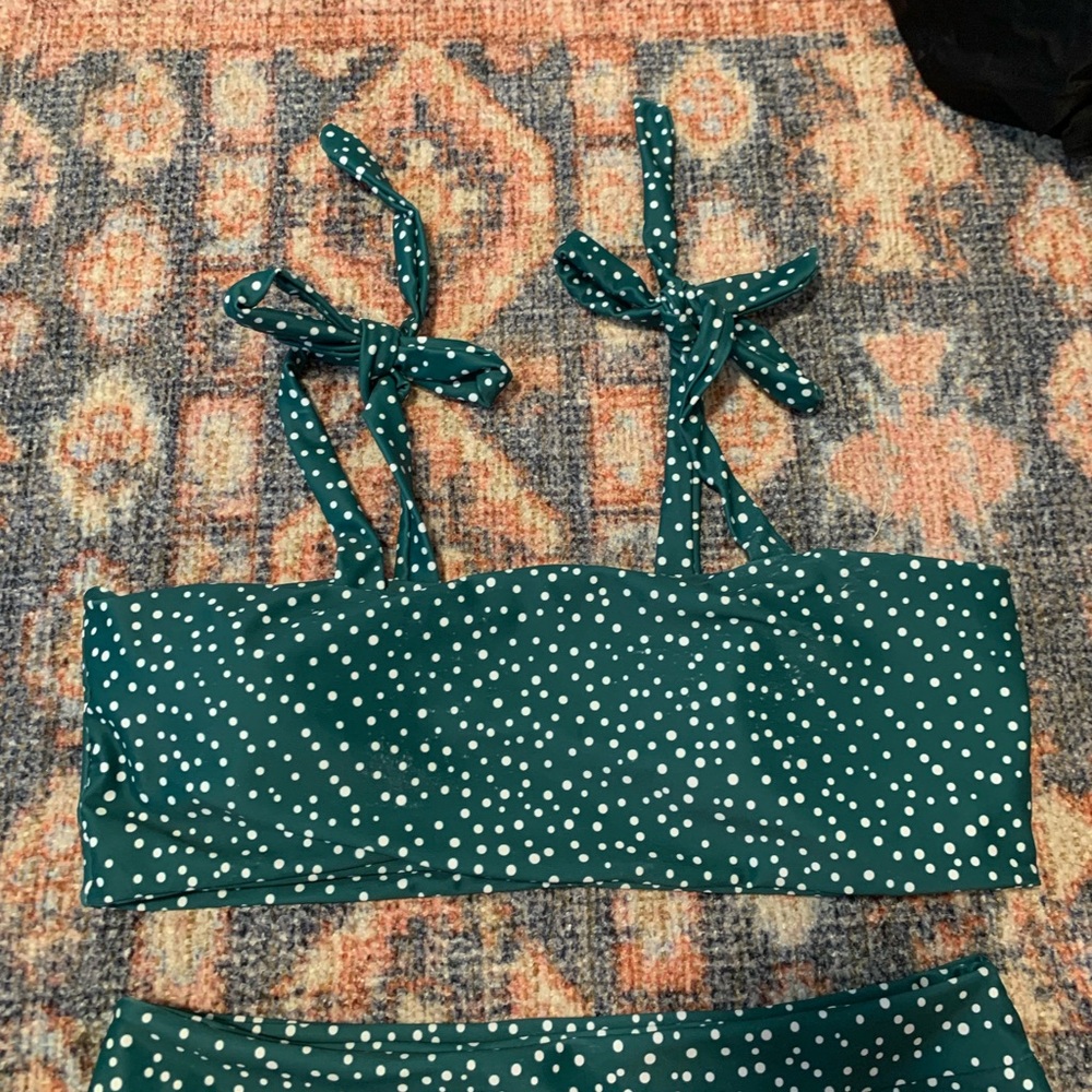 SHEIN swimsuit - Picture 2 of 3